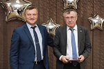 Работникам и пенсионерам Белоярской АЭС вручили отраслевые награды