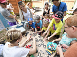 Специалисты Белоярской АЭС в рамках фестиваля науки «Кстати» рассказали детям о вторичной переработке