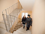 Кольская АЭС: семьи военнослужащих получили от Концерна «Росэнергоатом» квартиры в новом доме