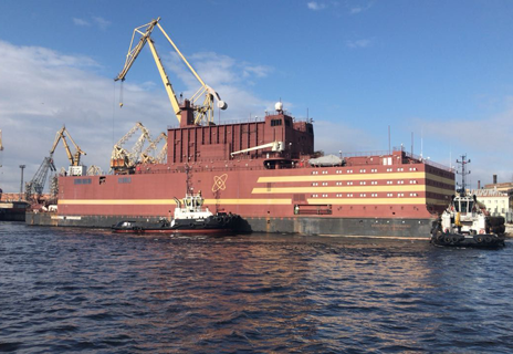  Единственный в мире плавучий энергоблок (ПЭБ) «Академик Ломоносов» уходит в плавание
