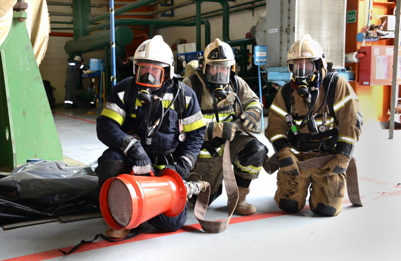 На Балаковской АЭС успешно прошли плановые пожарно-тактические учения с участием более 100 человек