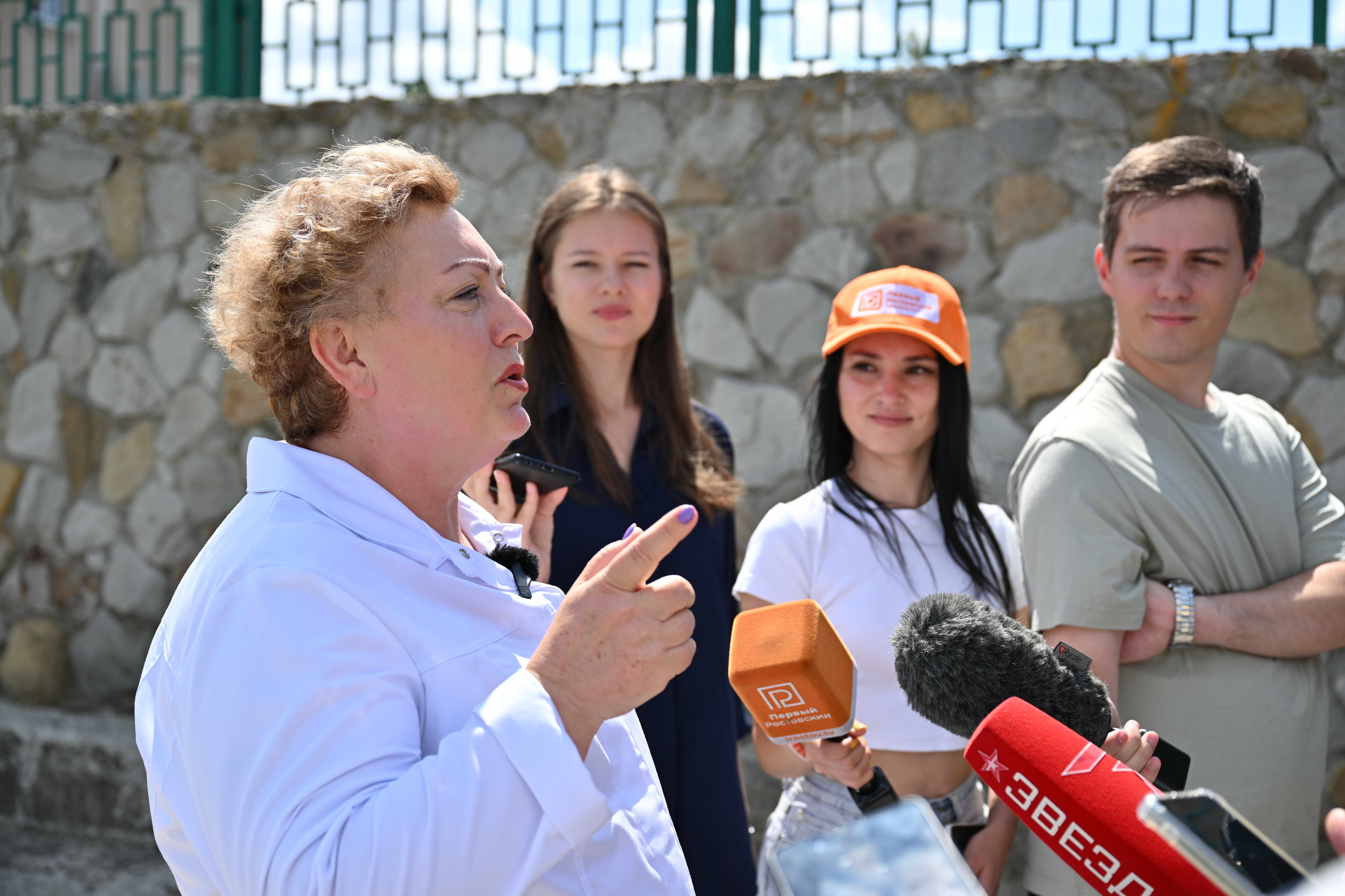 Ростовская АЭС провела экологическую акцию по биокоррекции водоёмов с участием СМИ и студентов