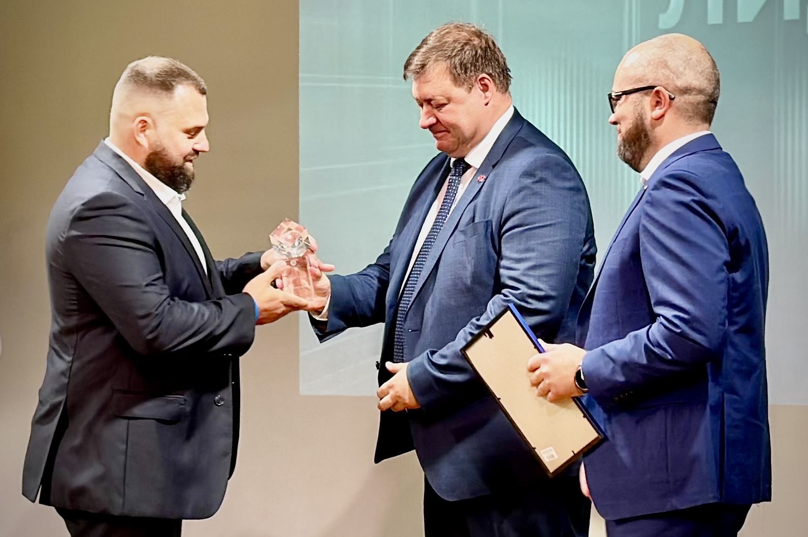 Почти 30 организаций Курской области удостоились премии признательности «Лидер года-2023» компании «АтомЭнергоСбыт»