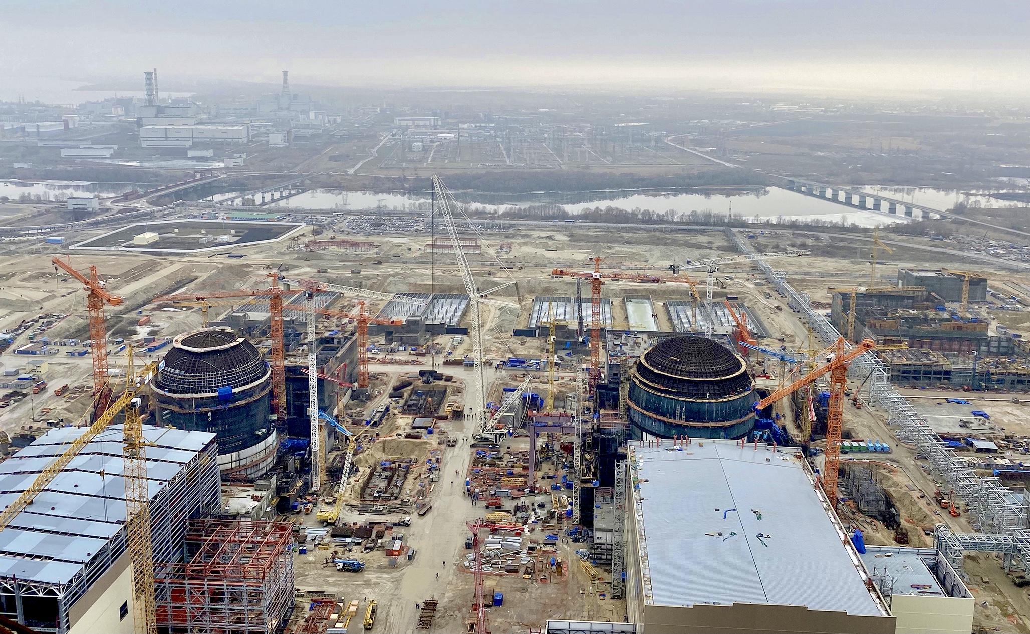 The Kursk NPP-2: standby diesel-driven generators were installed in their final position at power unit No. 1