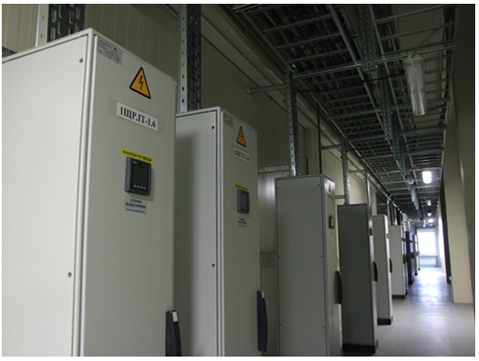 Система распределения  электропитания к   ИT-оборудованию в модулях (машинных залах) (Schneider Electric)