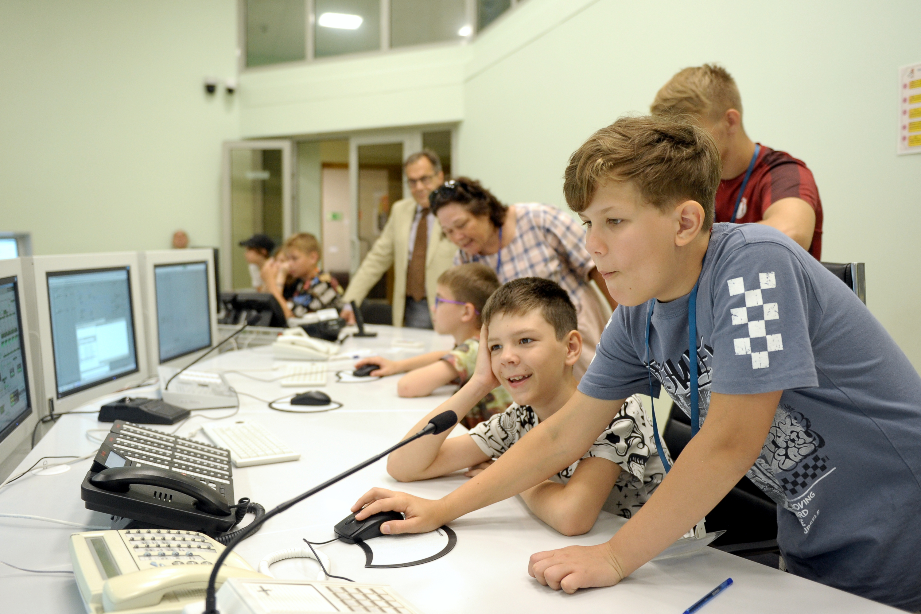 Школьники из Владивостока впервые побывали на Белоярской АЭС в рамках программы промышленного туризма