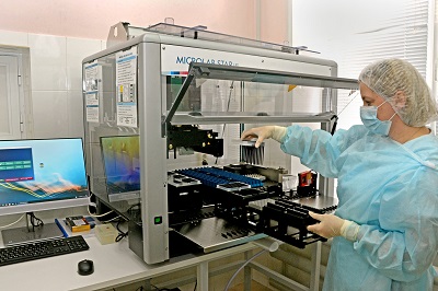 Балаковская АЭС: около 2000 балаковцев проверили свой ковид-статус всего за неделю работы нового оборудования для диагностики COVID-19