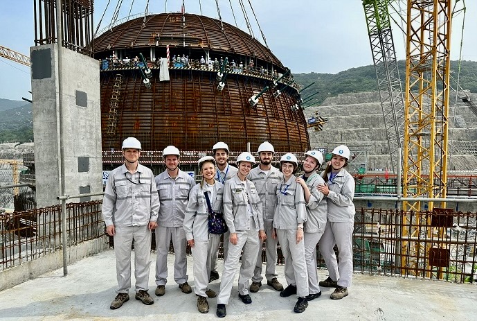 At Power Unit No. 7 of Tianwan NPS, the Inner Containment Dome’s Upper Part Has Been Installed in the Reactor Building