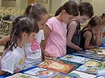 Ростовская АЭС: в Волгодонск приехала передвижная выставка редких книг 