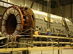 Ленинградская АЭС: на штатное место установлен статор турбогенератора строящегося энергоблока №2 с реактором ВВЭР-1200 