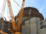 Ленинградская АЭС: на штатное место установлен нижний ярус гермооболочки здания реактора энергоблока №2 ВВЭР-1200